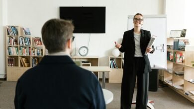 business assistance phone number